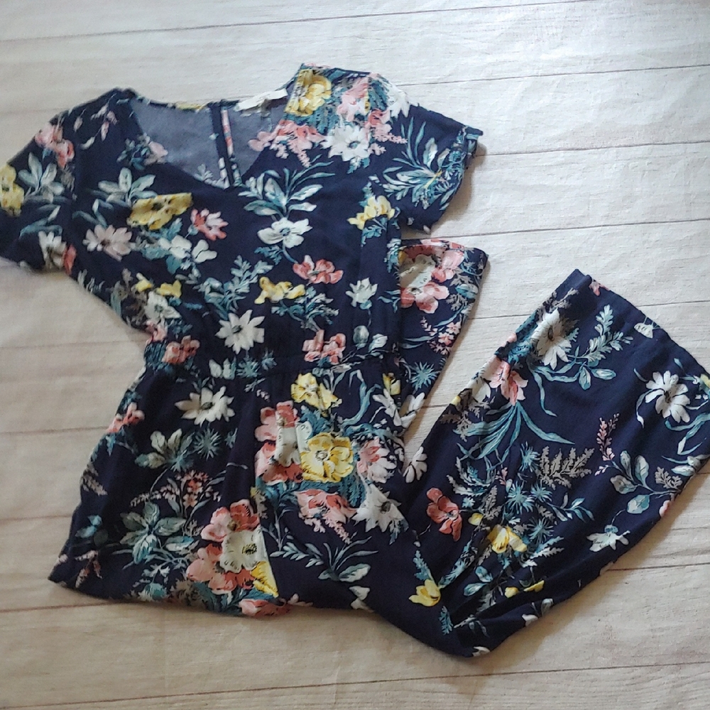 Loft Floral Patterned Jumpsuit With Pockets - image 2
